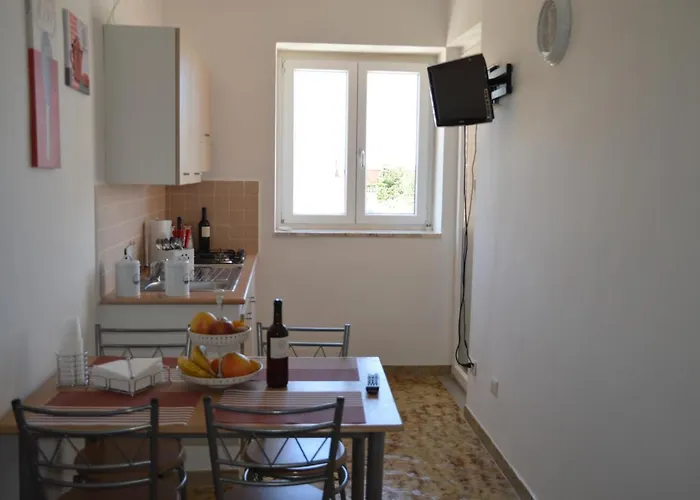 شقة 21mq Petrolla *